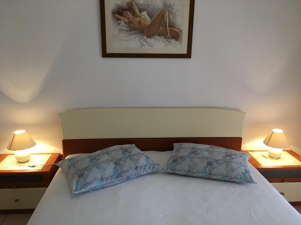 Apartments Banic Barbat na Rabu Ngoại thất bức ảnh